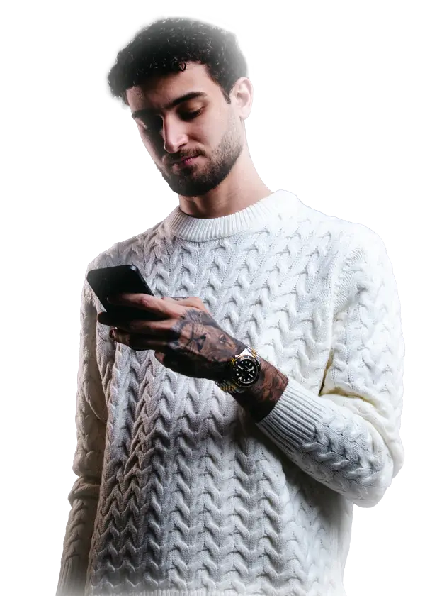 Caio Saviolli, autor do e-book sobre branding e posicionamento de marca